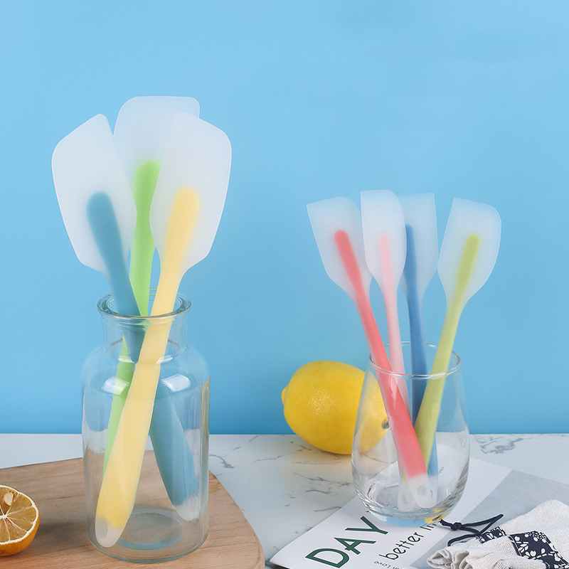 2 Size Flexible Silicone Scrap - Kitchen Gadgets To Have 评论和价格